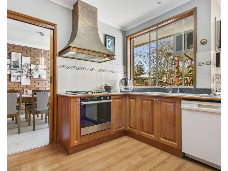 11 Carisbrook Court, Langwarrin VIC 3910