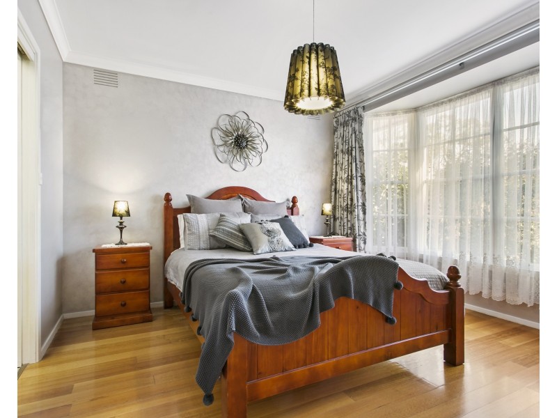 11 Carisbrook Court, Langwarrin VIC 3910