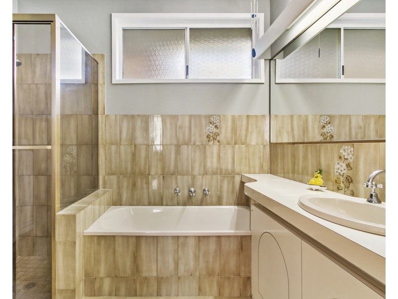 11 Carisbrook Court, Langwarrin VIC 3910