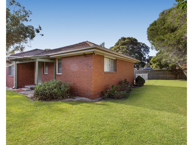 4 St Clere Court, Frankston VIC 3199