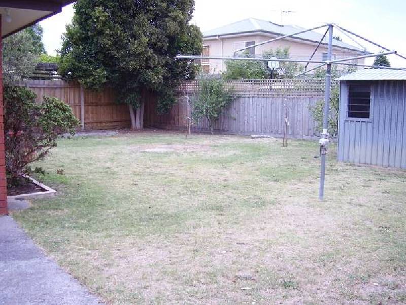 21 Emanuel Drive, Seaford VIC 3198