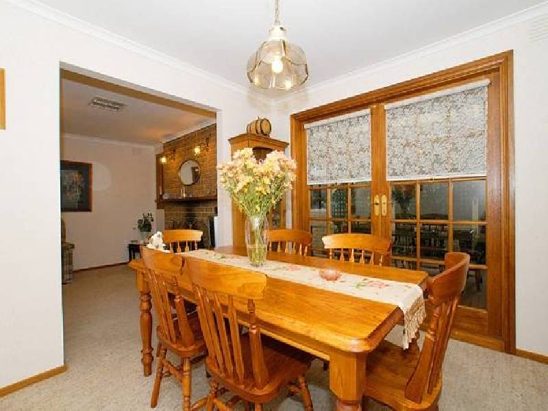 10 Lipton Drive, Frankston VIC 3199