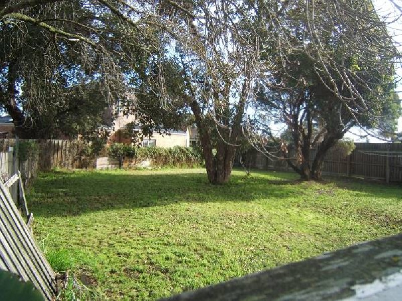 2 Jarrah Court, Frankston North VIC 3200