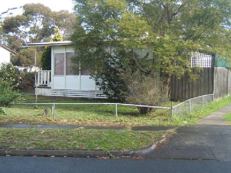 2 Jarrah Court, Frankston North VIC 3200