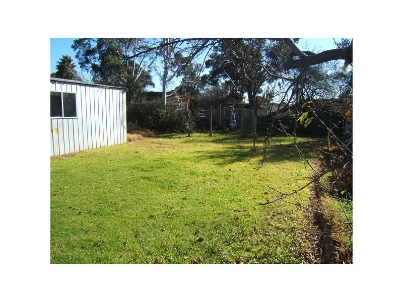 35 Bouvardia Crescent, Frankston North VIC 3200