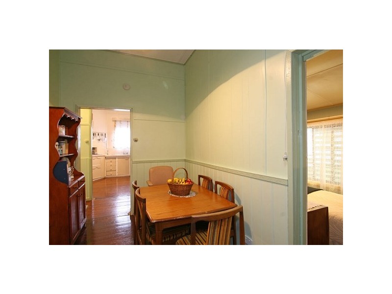 24 Birdwood Street, Frankston VIC 3199