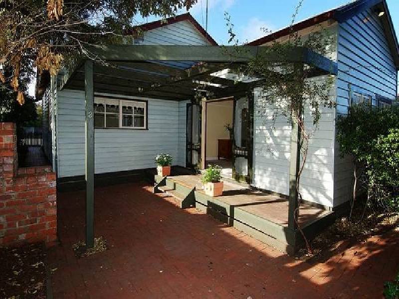 132 Fitzroy Street, East Geelong VIC 3219