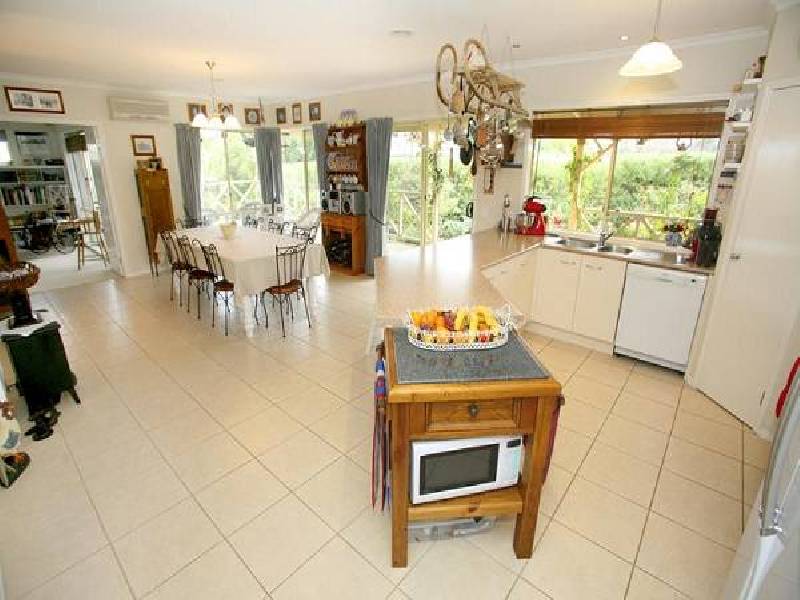 11 Kylemore Court, Leopold VIC 3224