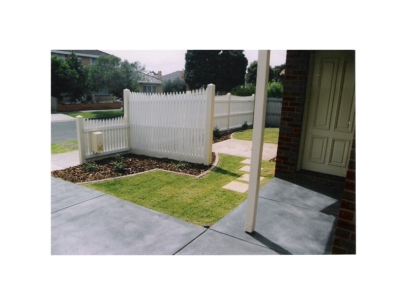 47 Clonard Avenue, Geelong West VIC 3218