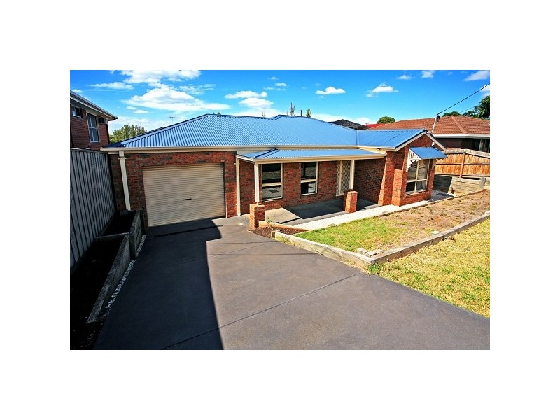 8 Aintree Road, Bell Post Hill VIC 3215