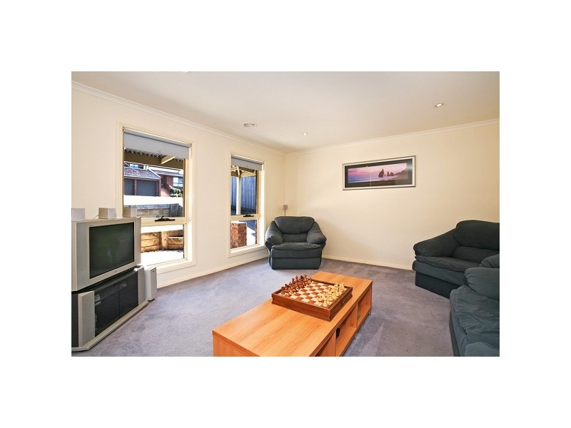 8 Aintree Road, Bell Post Hill VIC 3215