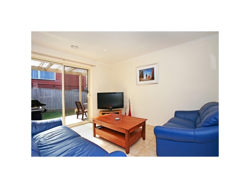 8 Aintree Road, Bell Post Hill VIC 3215