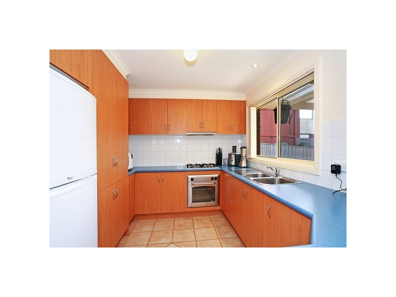 8 Aintree Road, Bell Post Hill VIC 3215