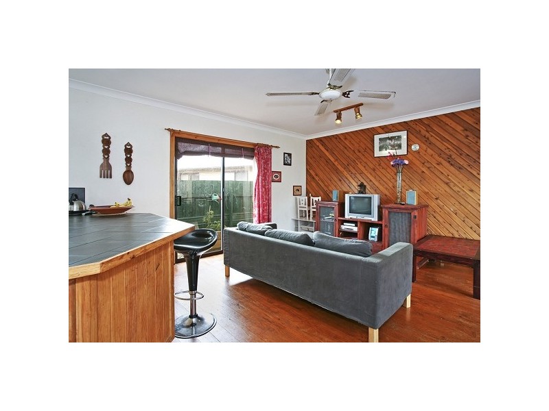 25 Robin Avenue, Norlane VIC 3214