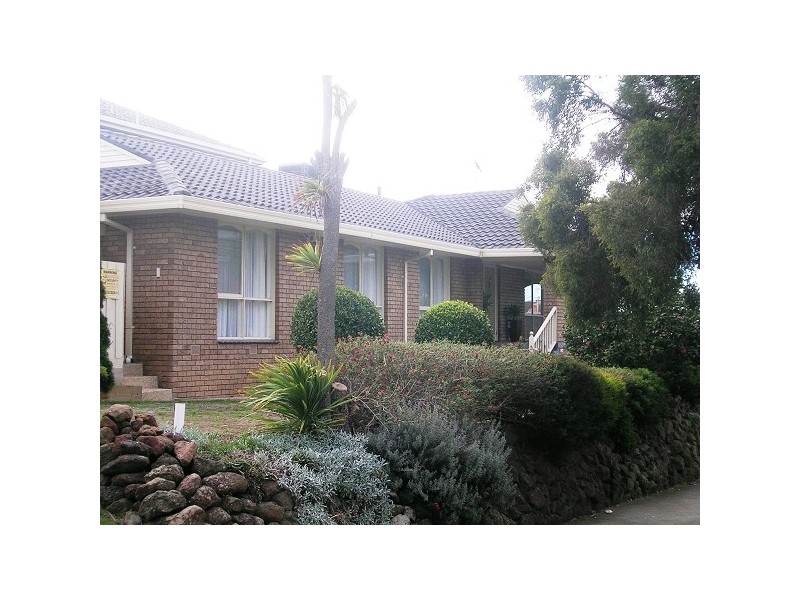 2 Cardiff Street, Bell Post Hill VIC 3215