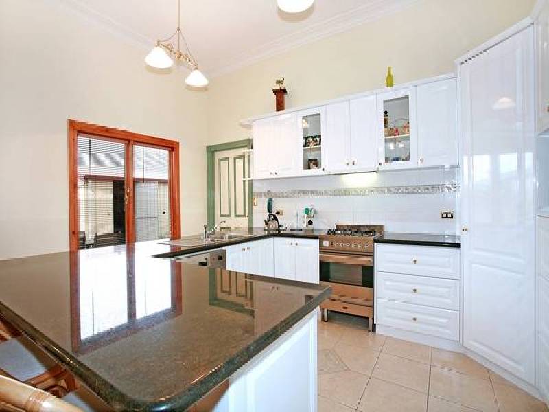 2 Walker Street, Rippleside VIC 3215