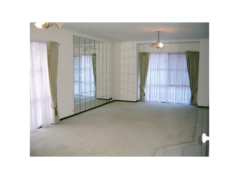 17 Viewbay Drive, Leopold VIC 3224