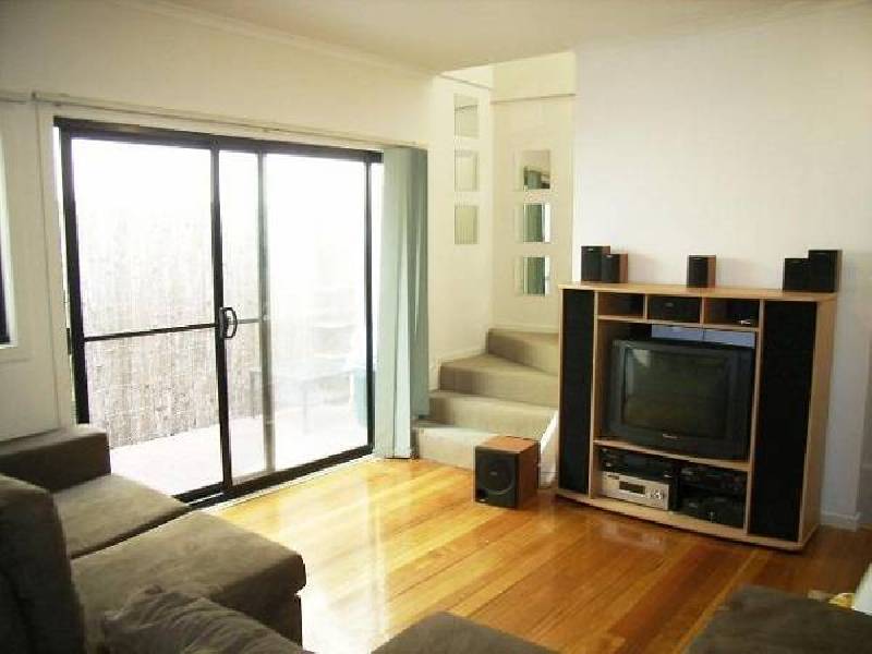 12/24 Ireland Street, Melbourne VIC 3000