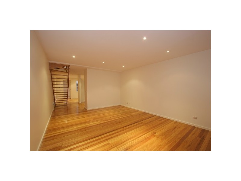 12 Kings Place, South Melbourne VIC 3205
