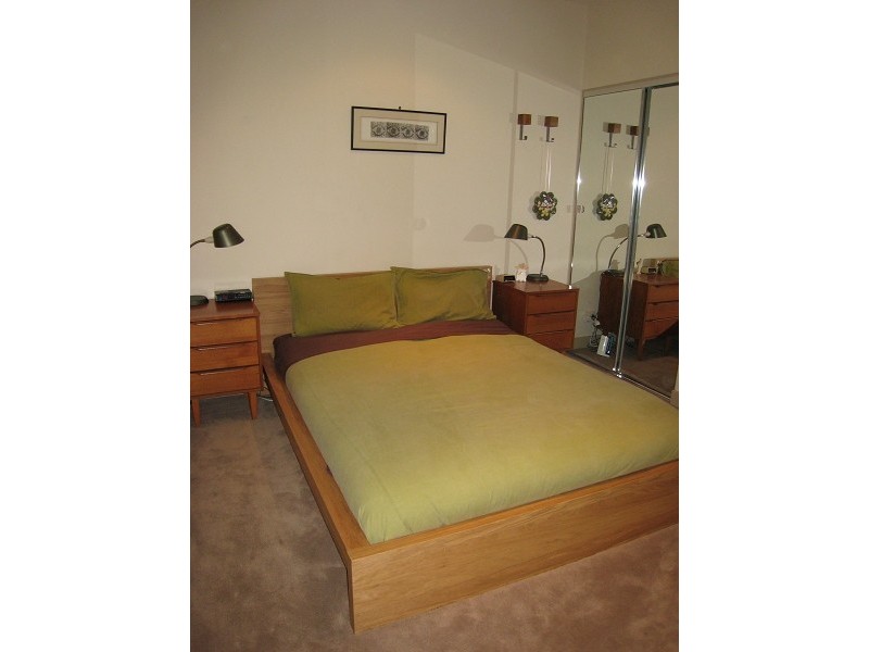 1005/233 Collins Street, Melbourne VIC 3000