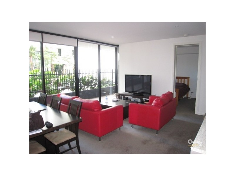 A210/57 Bay Street, Port Melbourne VIC 3207