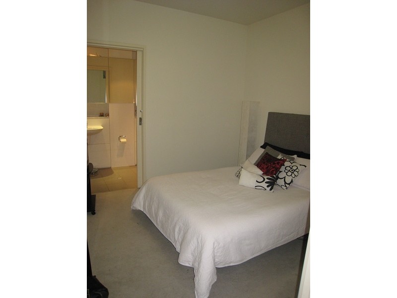 1707/25 Wills Street, Melbourne VIC 3000