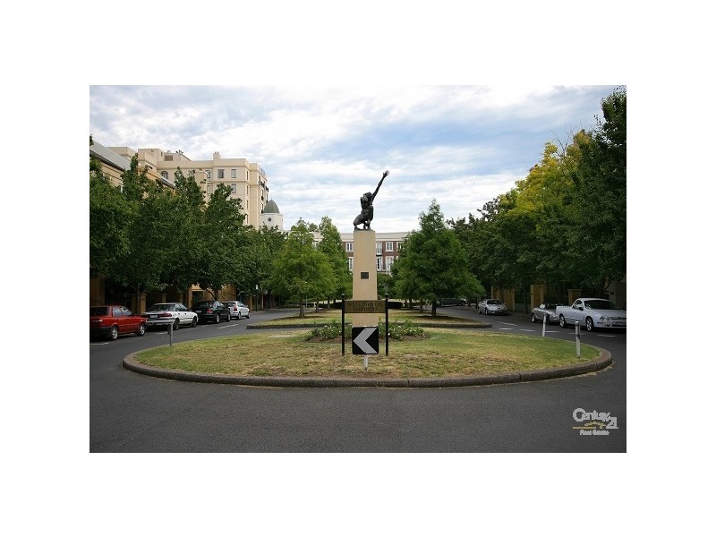 55/211 Wellington Parade South, East Melbourne VIC 3002