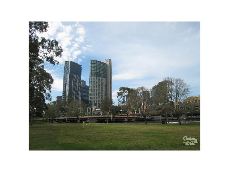 2011/8 Downie Street, Melbourne VIC 3000