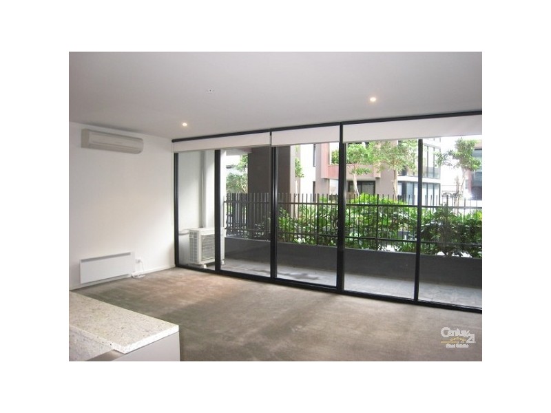 A210/57 Bay Street, Port Melbourne VIC 3207