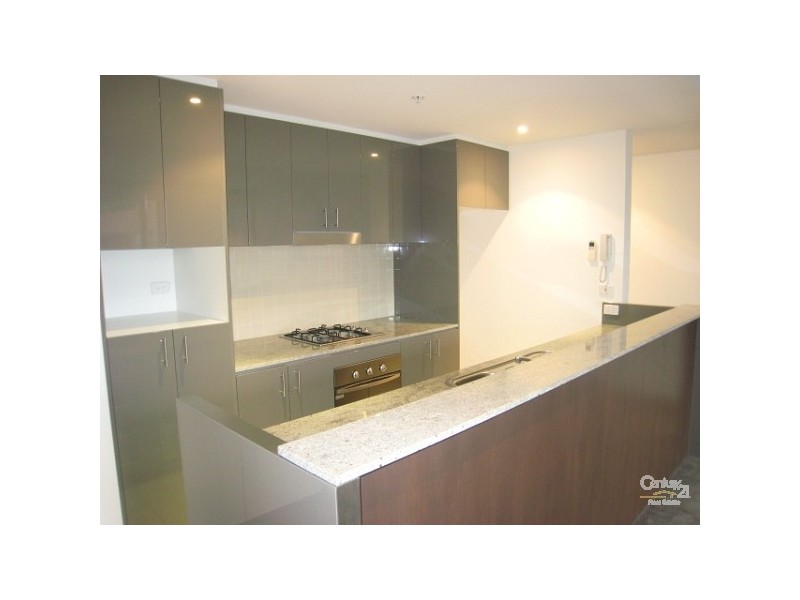 A210/57 Bay Street, Port Melbourne VIC 3207