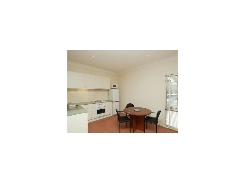 1/41 HURTLE STREET, Ascot Vale VIC 3032