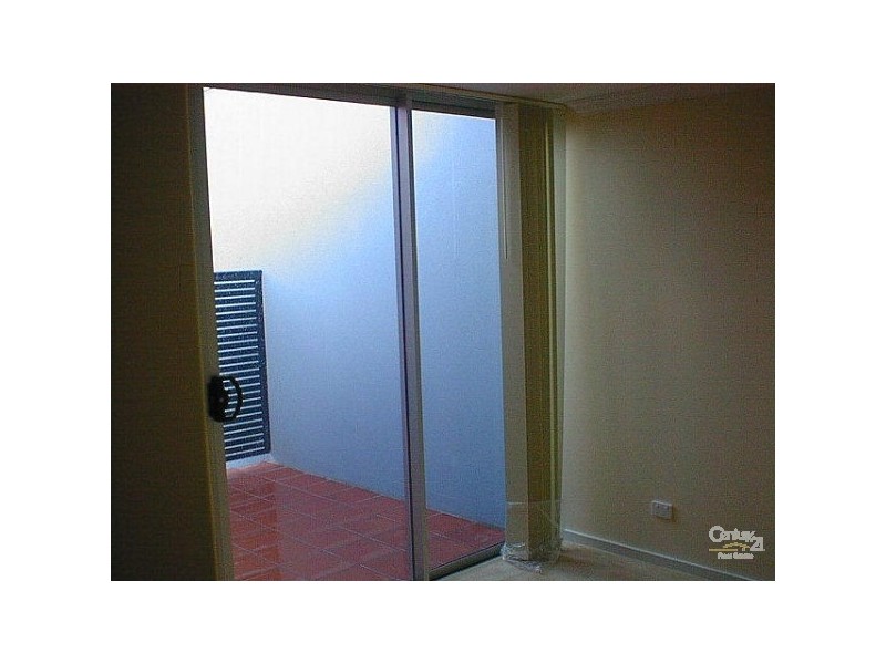 2/137 Melville Road, Brunswick West VIC 3055