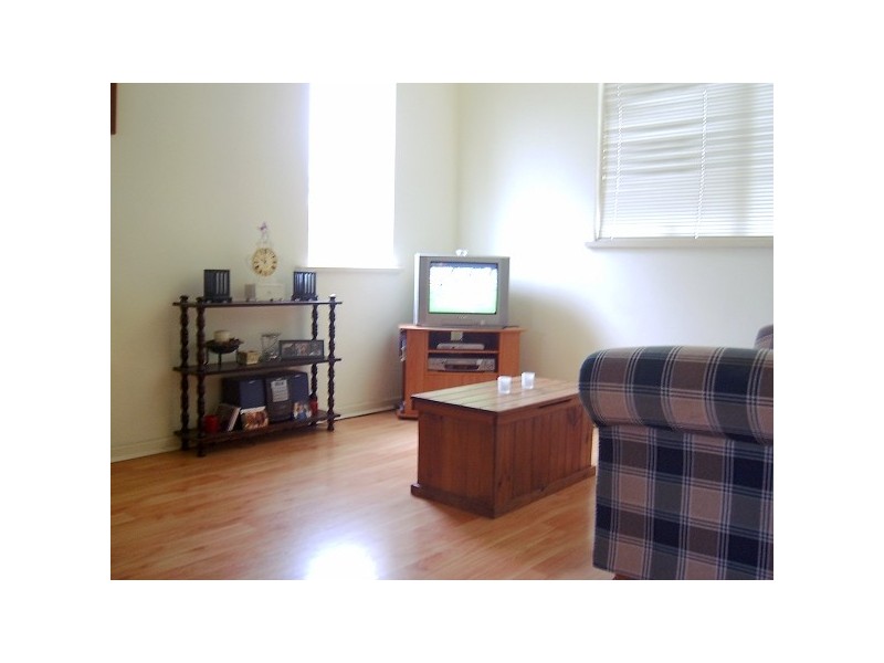 7/72 Princes Street, Flemington VIC 3031