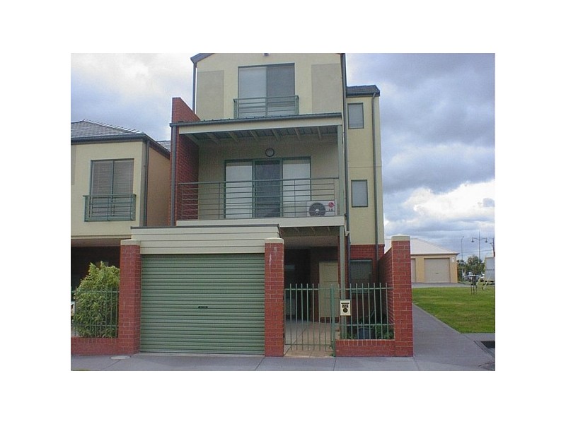 72 Blair Street, Maribyrnong VIC 3032