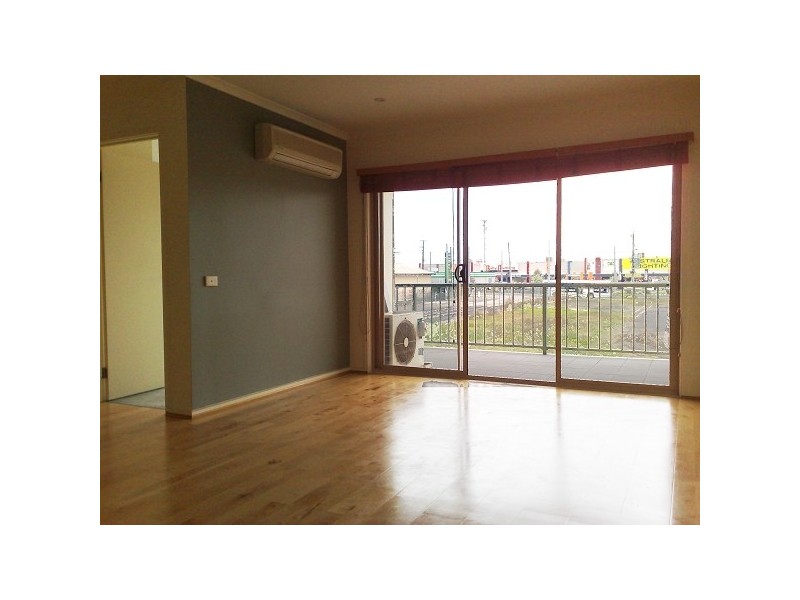 24/4 Wests Road, Maribyrnong VIC 3032