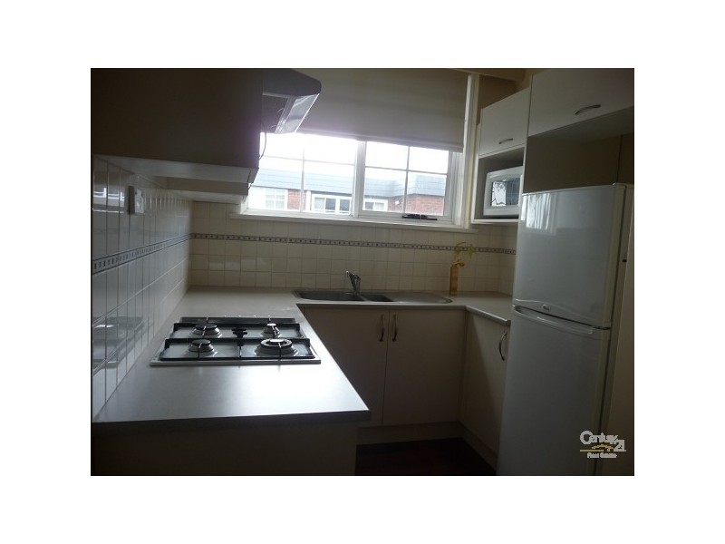 27/9 Milton Street, Ascot Vale VIC 3032