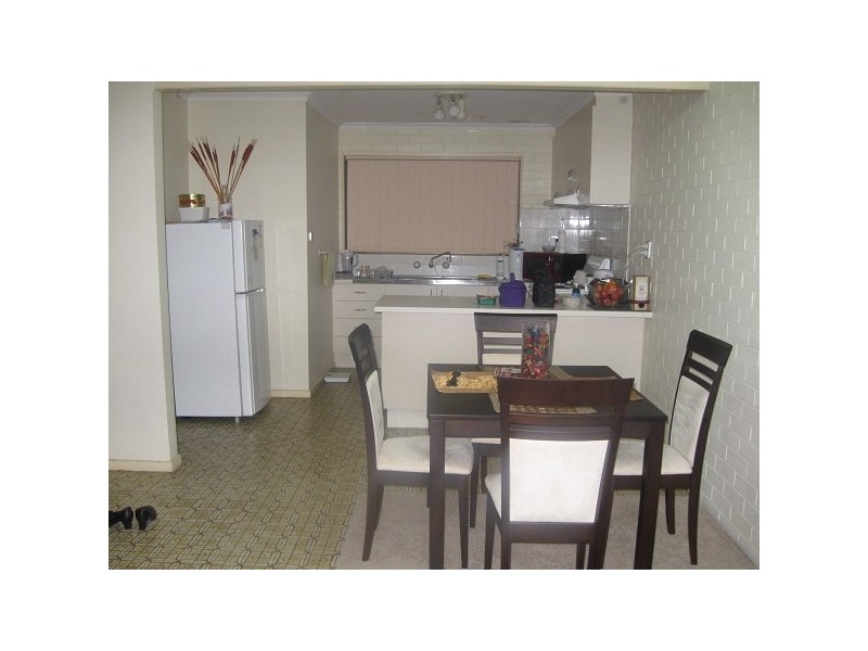 8/31 Warrs Road, Maribyrnong VIC 3032