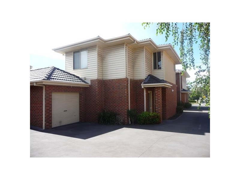 2/93 Raleigh Road, Maribyrnong VIC 3032