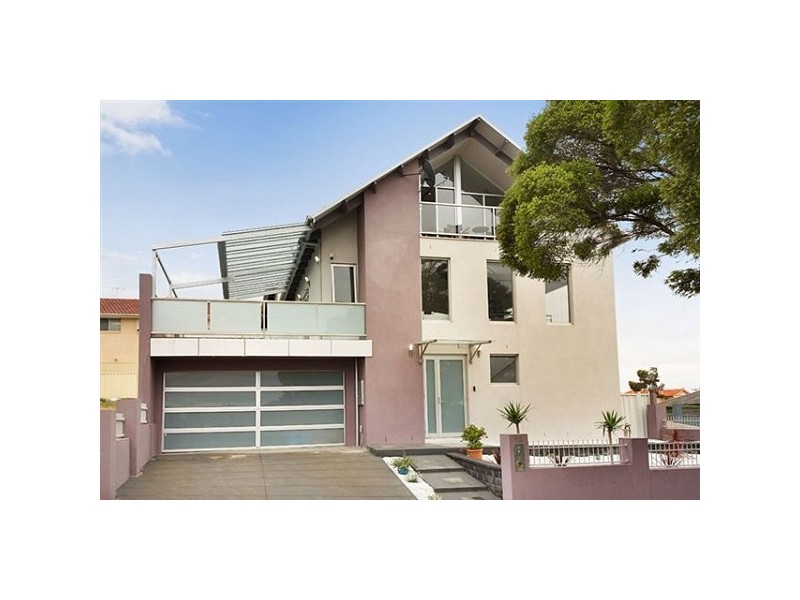 12 Warrs Road, Maribyrnong VIC 3032