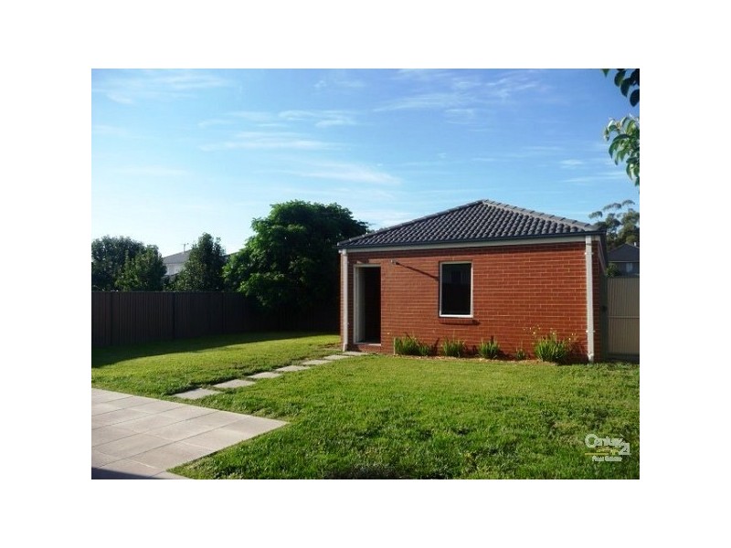 2 Chlosam Court, Cairnlea VIC 3023