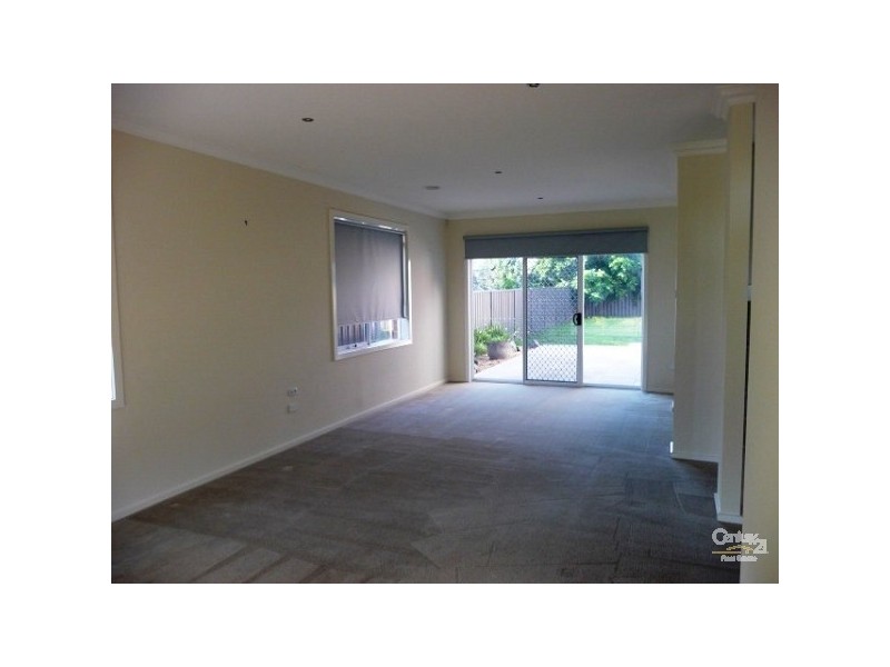 2 Chlosam Court, Cairnlea VIC 3023