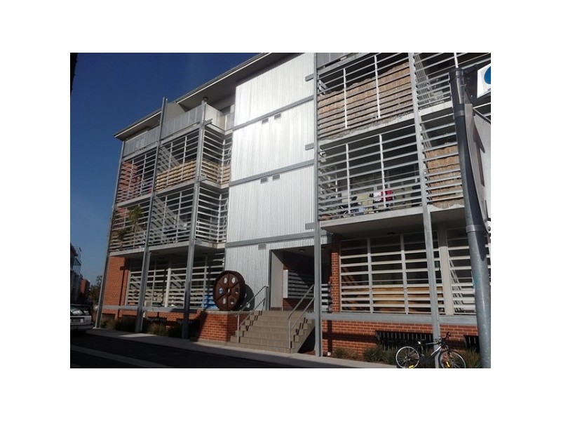 17/99 Brickworks Drive, Brunswick VIC 3056