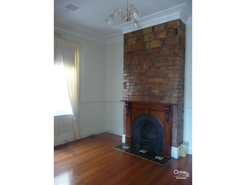 3 Newton Parade, Moonee Ponds VIC 3039