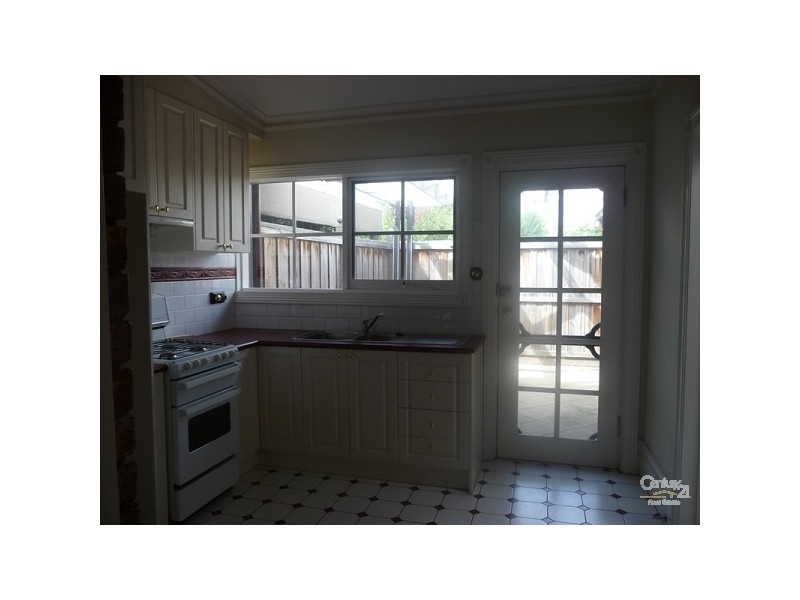 3 Newton Parade, Moonee Ponds VIC 3039