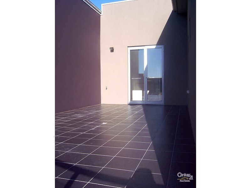 11 Allara Avenue, Maribyrnong VIC 3032