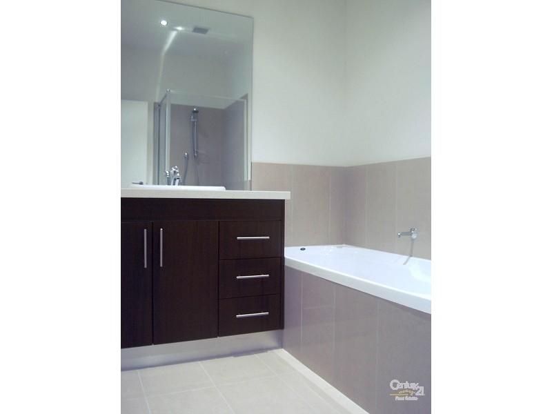 11 Allara Avenue, Maribyrnong VIC 3032