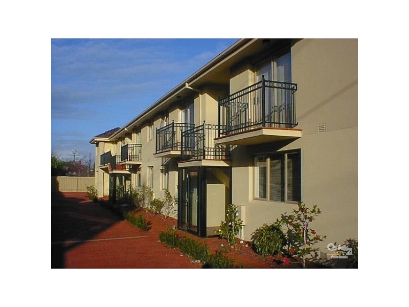 10/5 Gordon Street, Maribyrnong VIC 3032