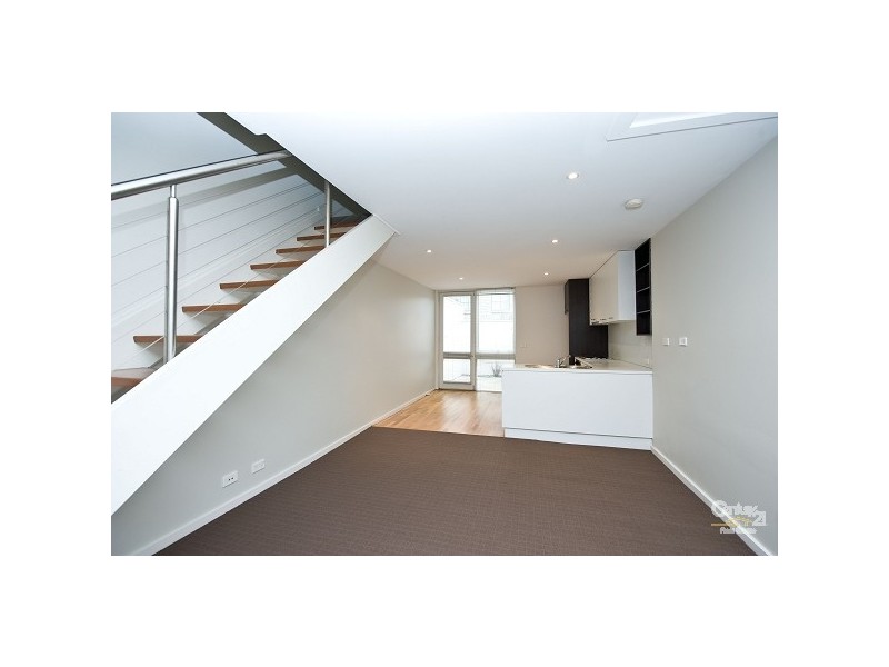 10/1 Grandview Ave, Maribyrnong VIC 3032