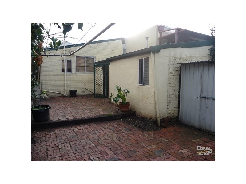 27 Pridham Street, Flemington VIC 3031