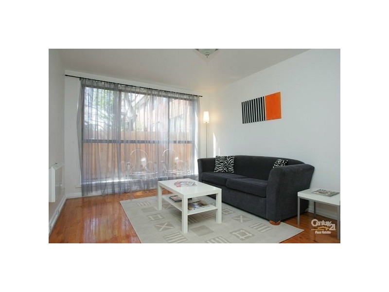 2/35 Hutcheson Street, Moonee Ponds VIC 3039